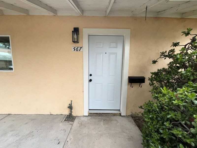 567 Encinitas Ave - Photo 3 of 22