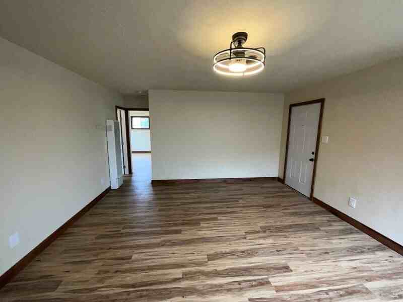 567 Encinitas Ave - Photo 6 of 22