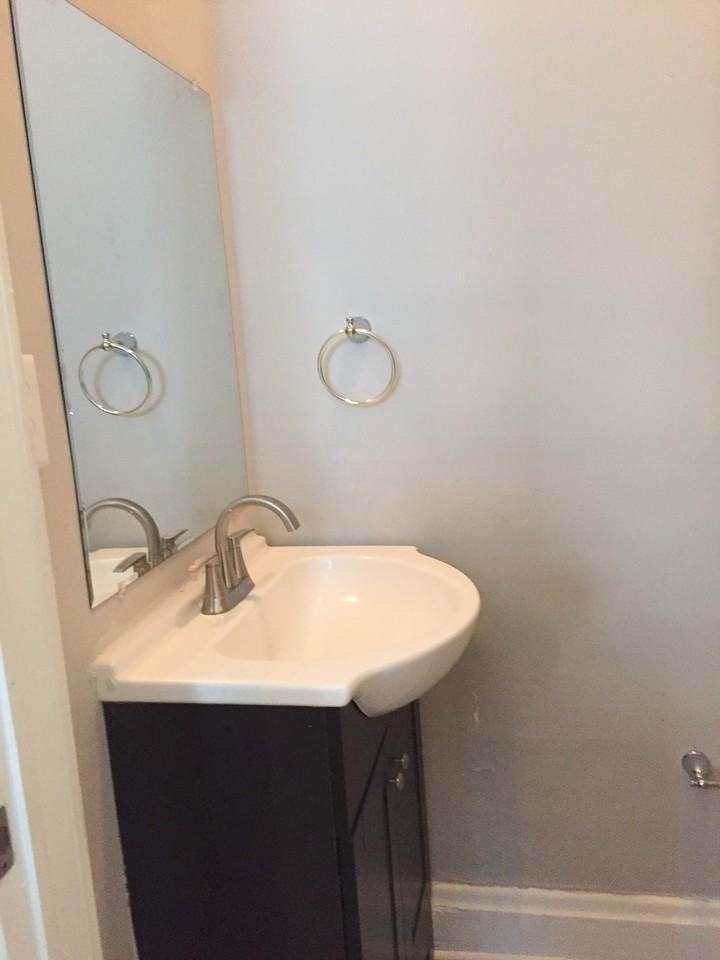 1122 Mount Pleasant Ave #1122 - Photo 5 of 10