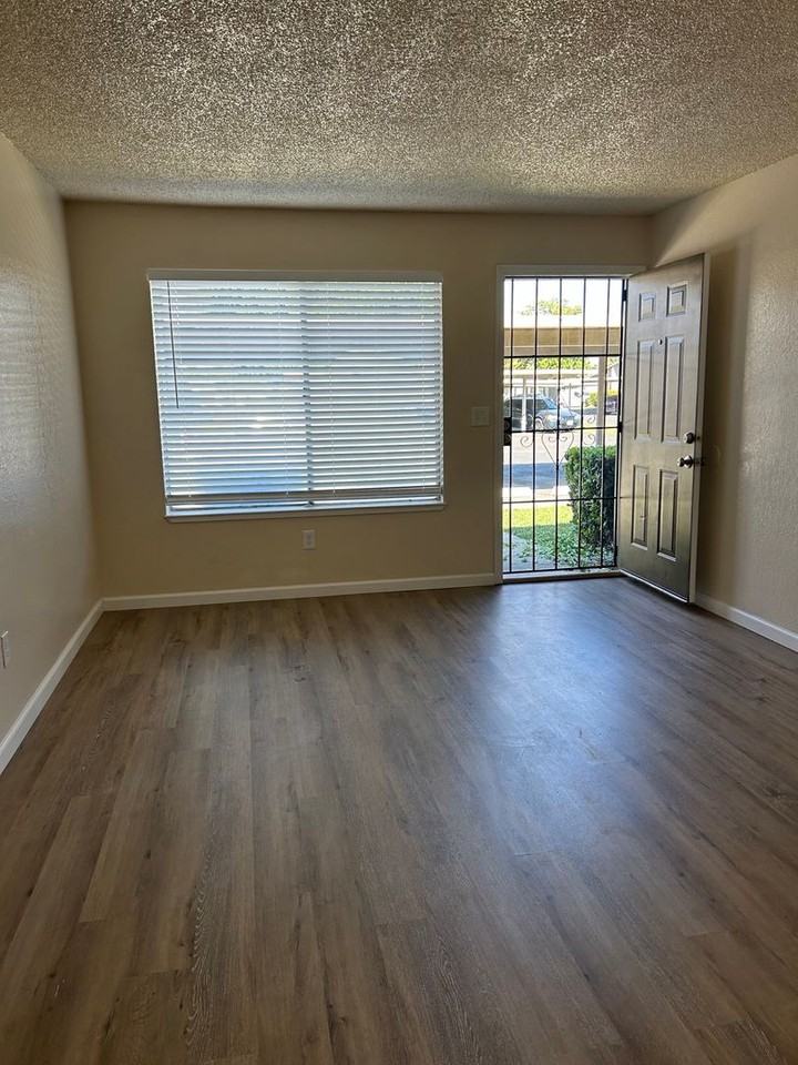 1625 Richland Avenue - Photo 5 of 50