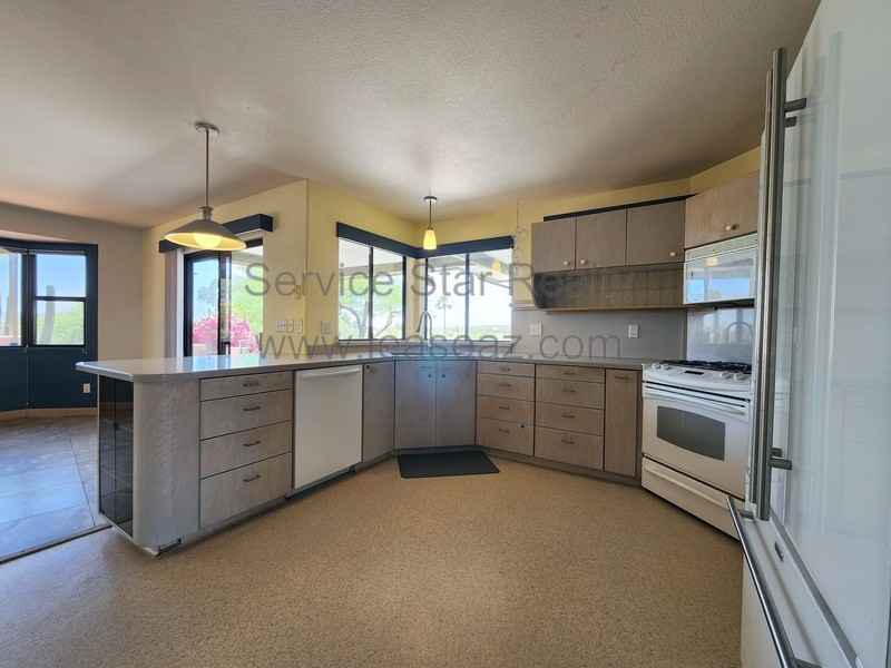 16917 E Cascade Dr - Photo 7 of 44