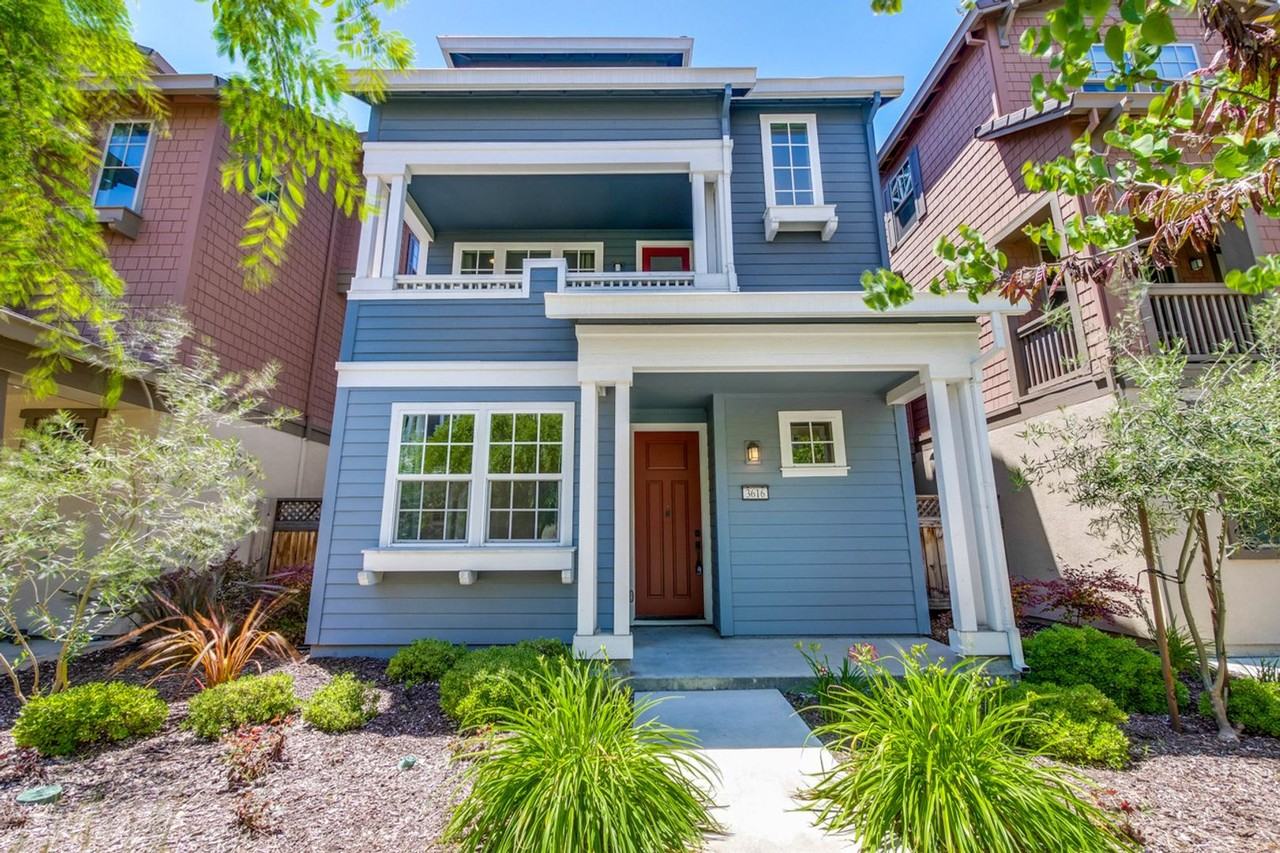 3616 Pyramid Way - Photo 2 of 50