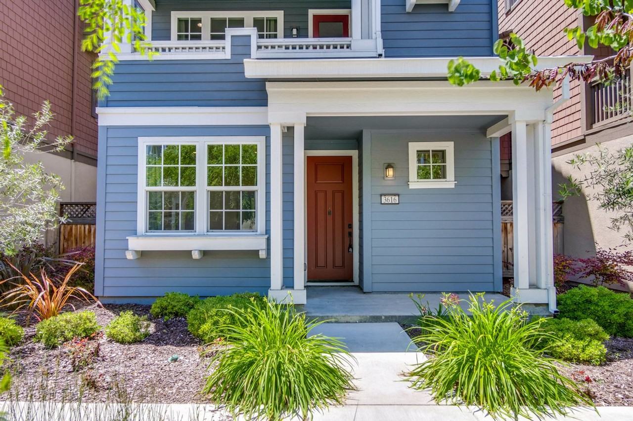 3616 Pyramid Way - Photo 3 of 50