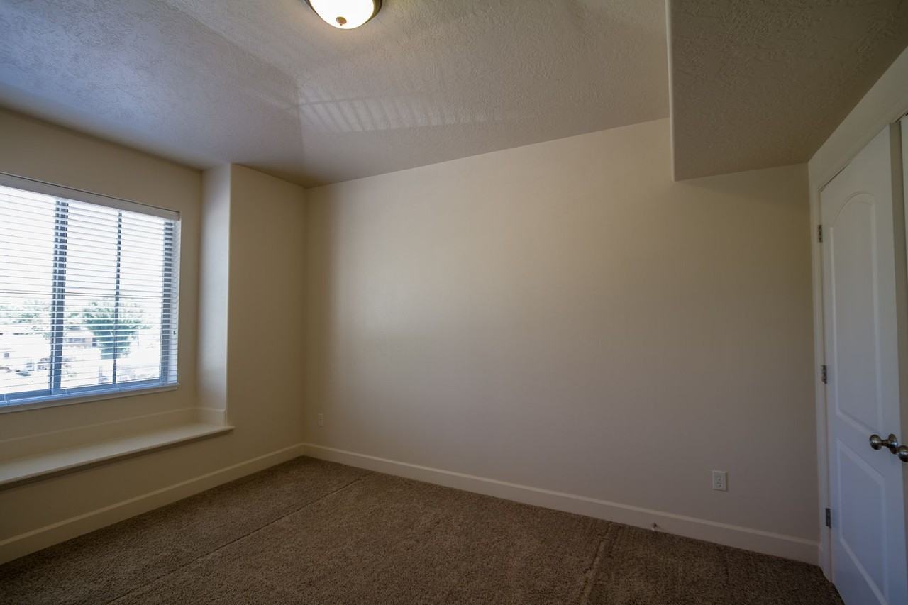 Florence Village - Building 6 - Photo 6 of 12