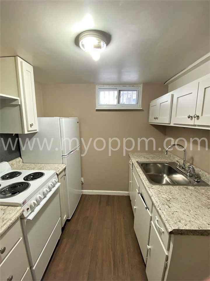 qPANORAMA 5634 CORBY ST - Photo 2 of 15