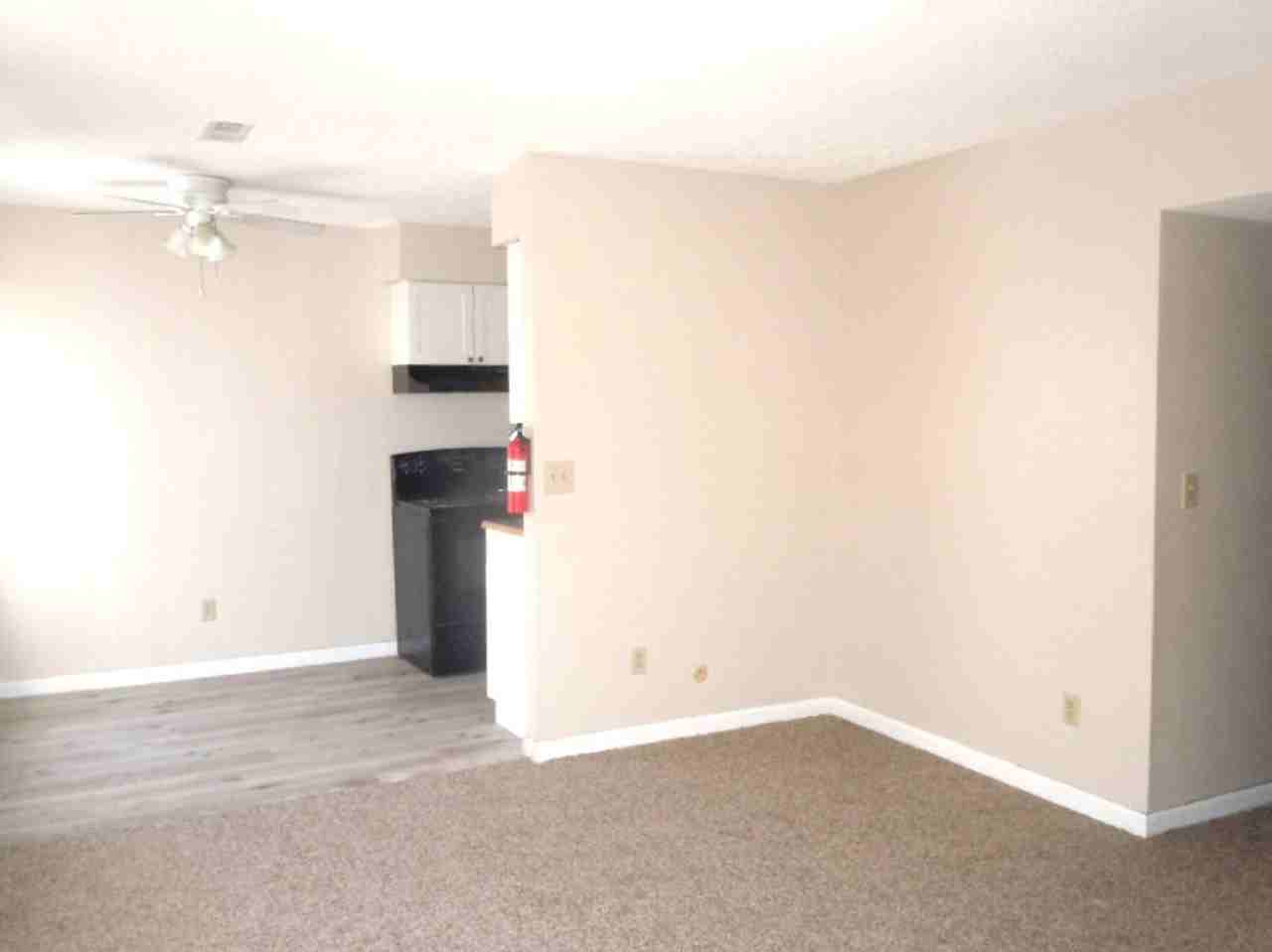 801 S. Morrison - Photo 2 of 11