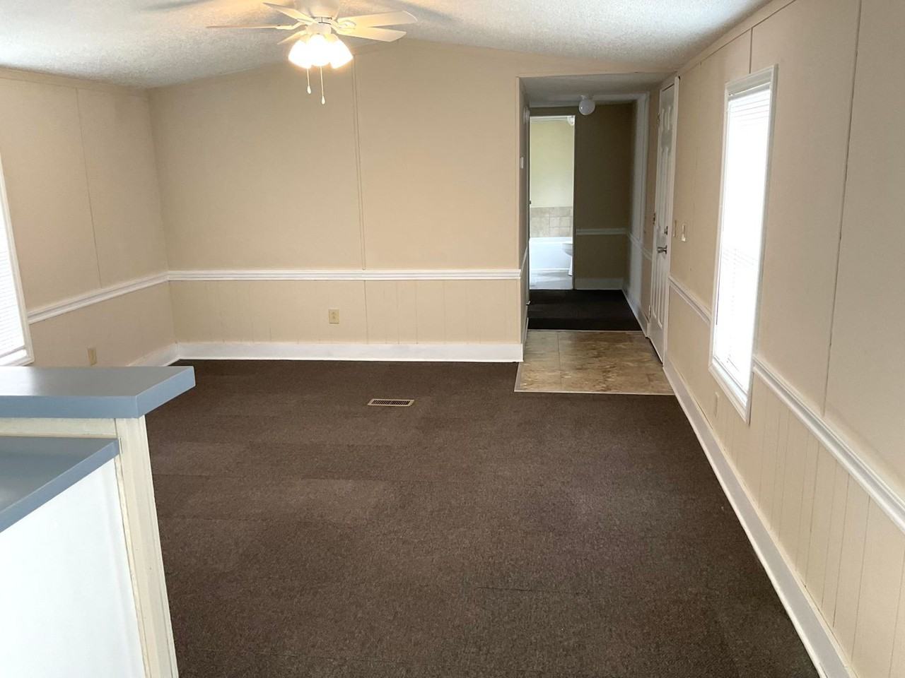 115 Davis St - Photo 6 of 20