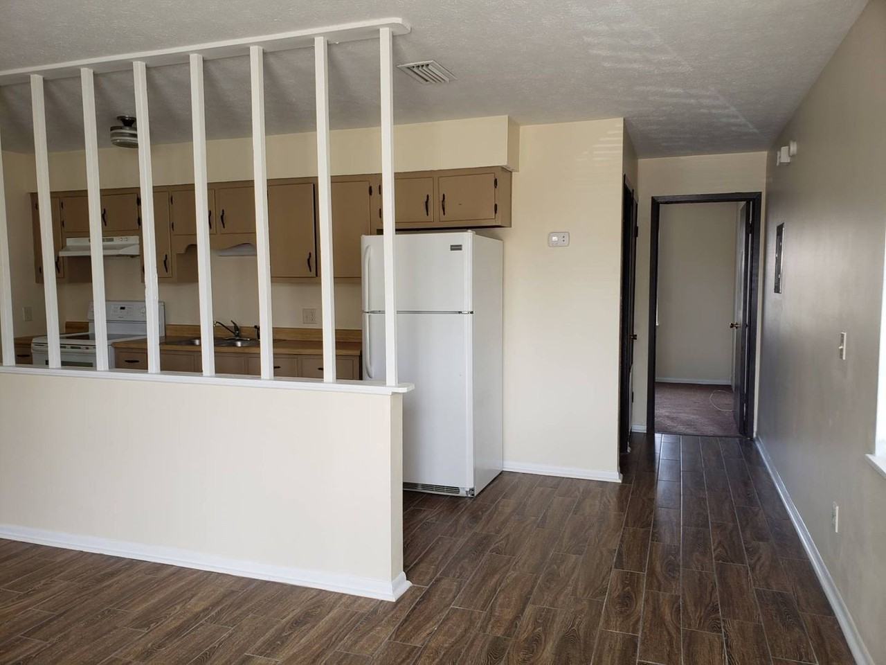 5506 Pinetree Avenue - Photo 2 of 5