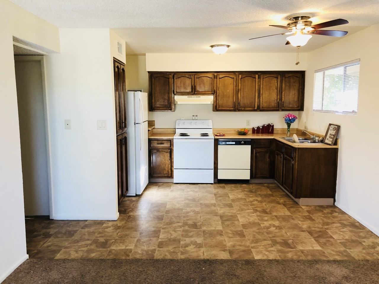 12500 - Photo 5 of 11