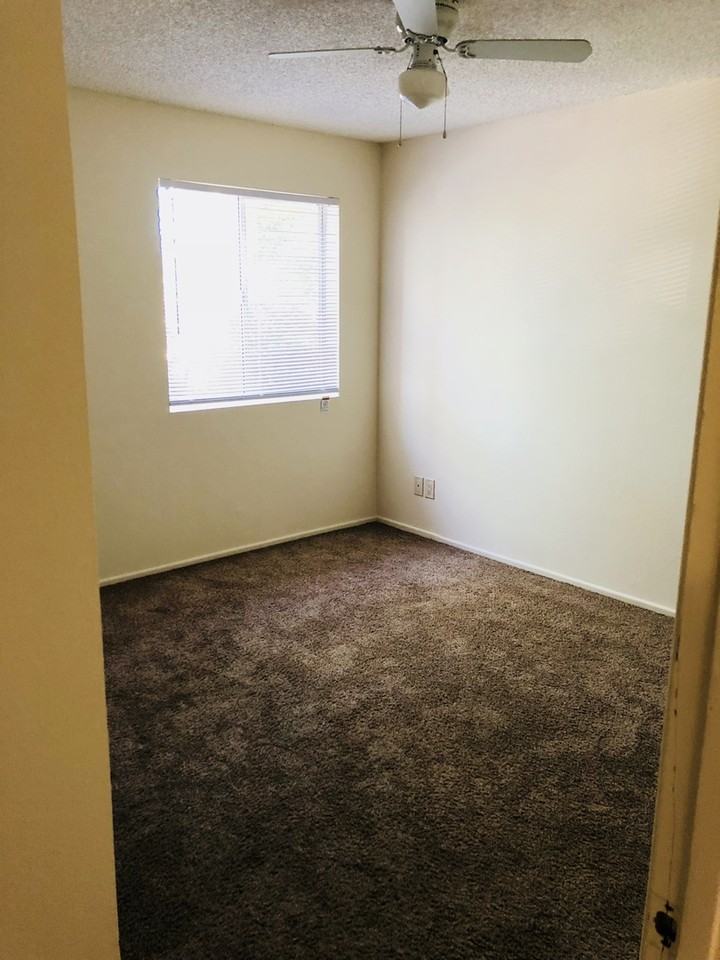 12500 - Photo 7 of 11