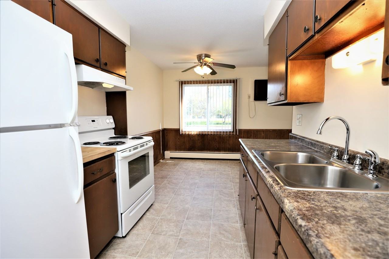 Chan View Estates - 420 - Photo 5 of 16