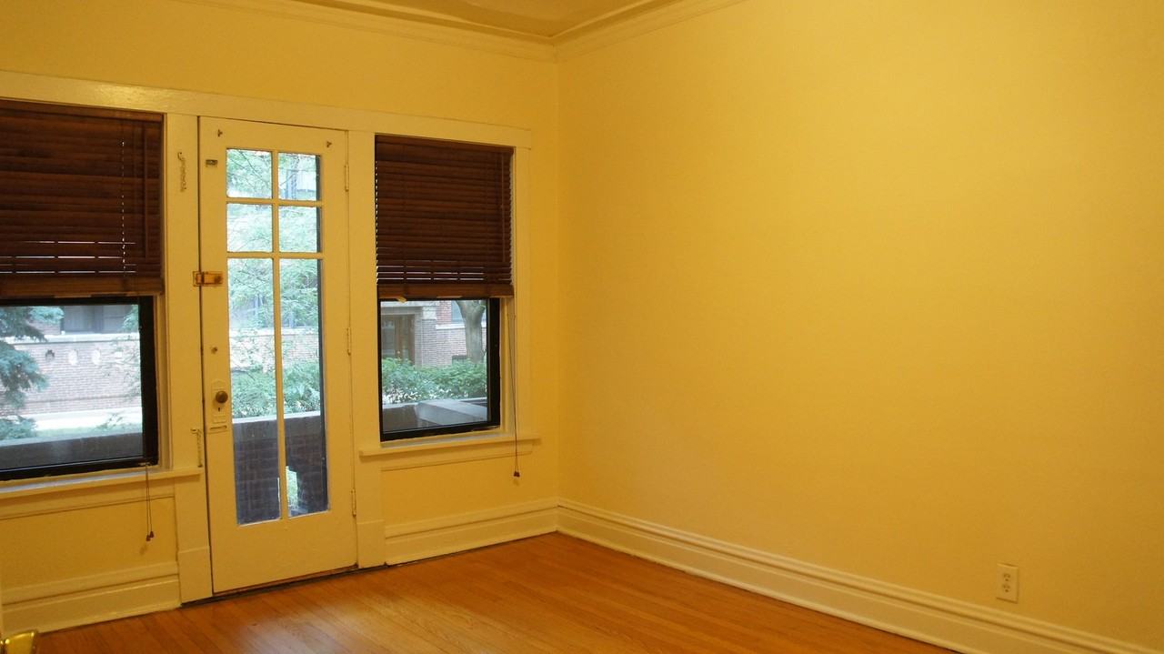2516 N. Kedzie LP - Photo 3 of 11