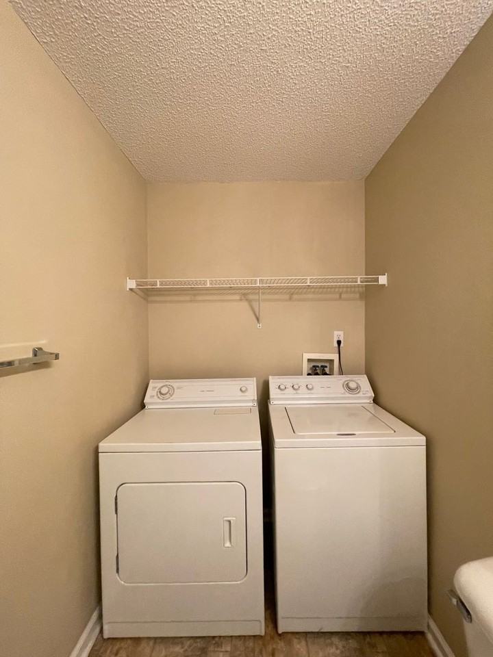 133 Commons Dr - Photo 6 of 26