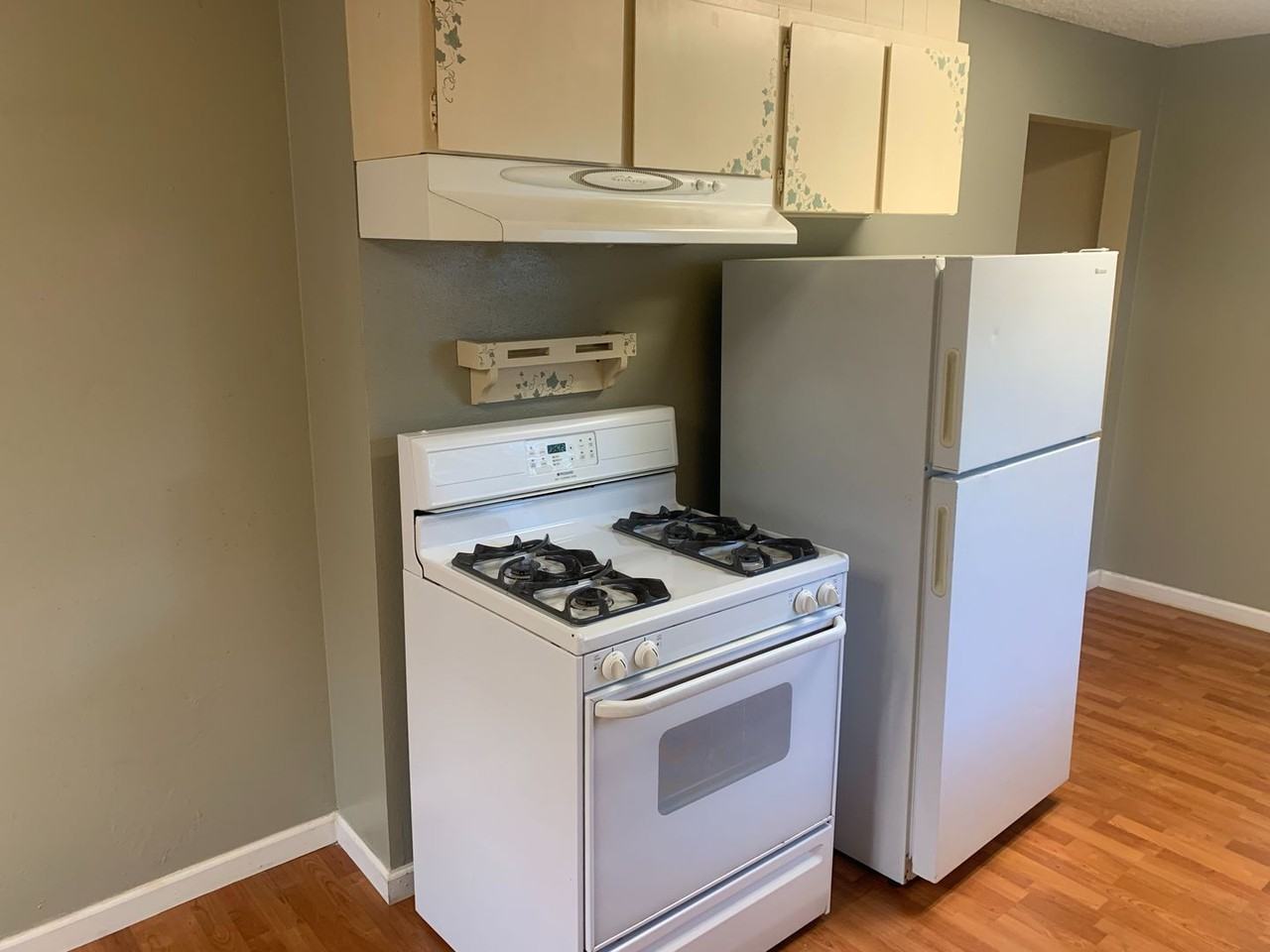 1005 Elm Street - Photo 6 of 20