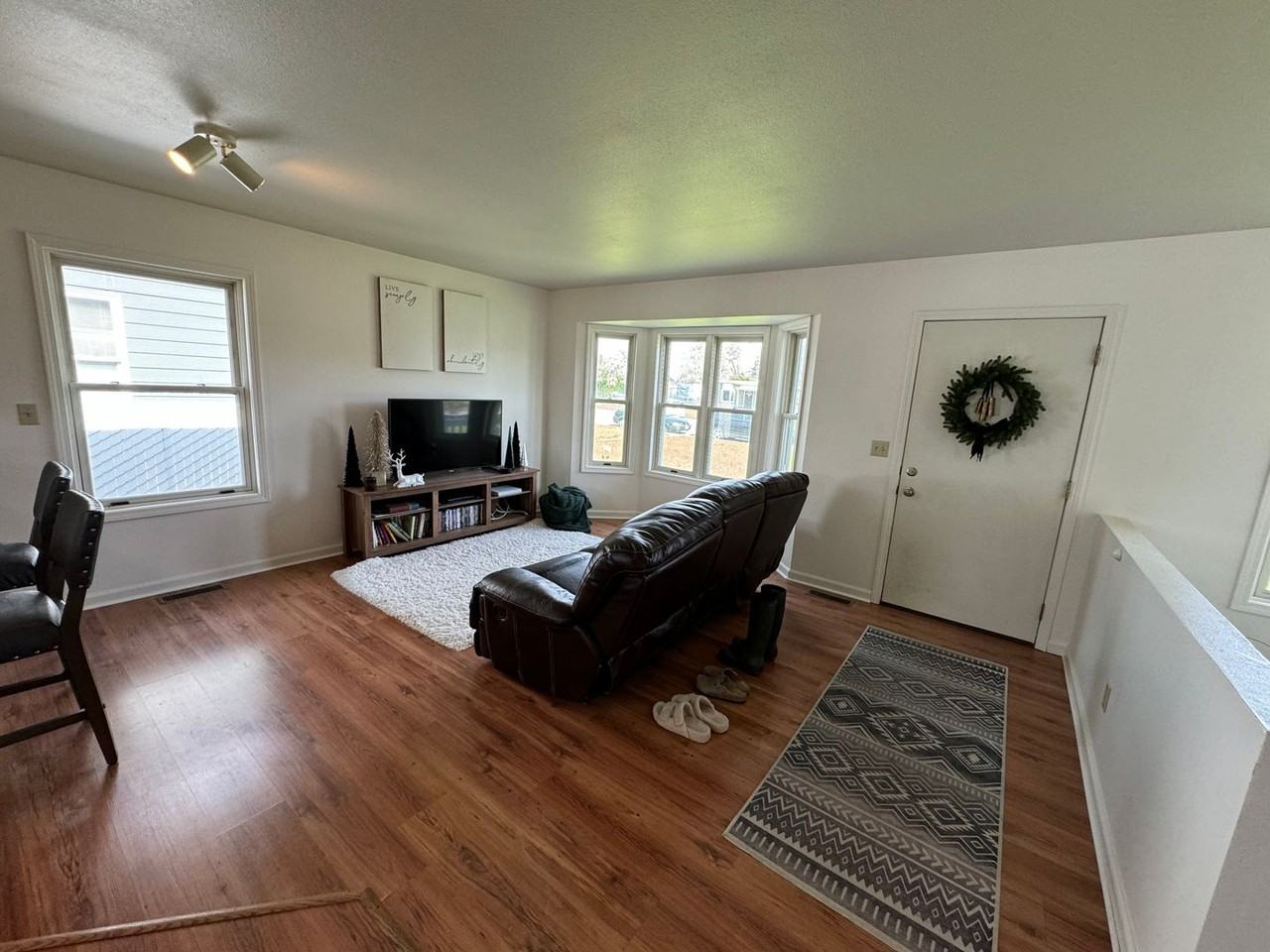 3720 1st Ave N - Photo 3 of 10