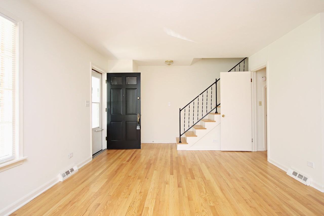 1805 Cedar Hill Rd - Photo 3 of 14
