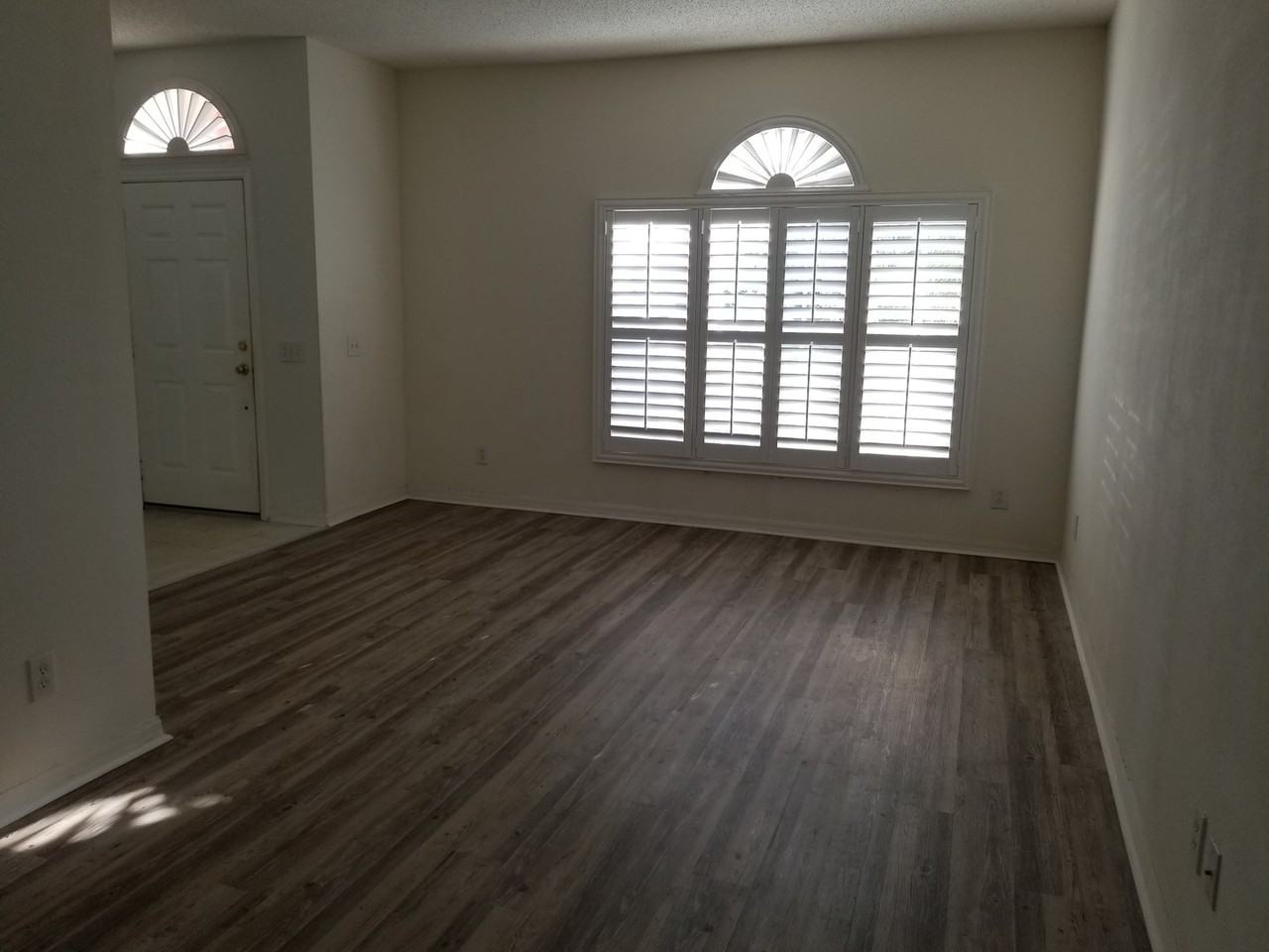 10521 Beneva Dr - Photo 6 of 13