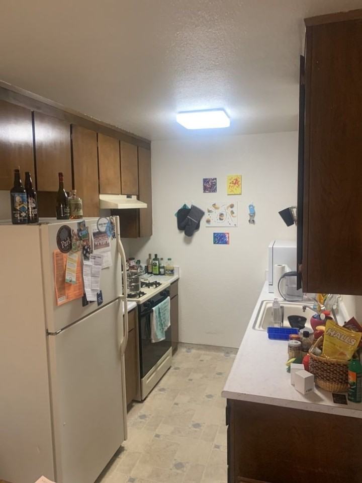 625 Adams Street - Photo 3 of 6