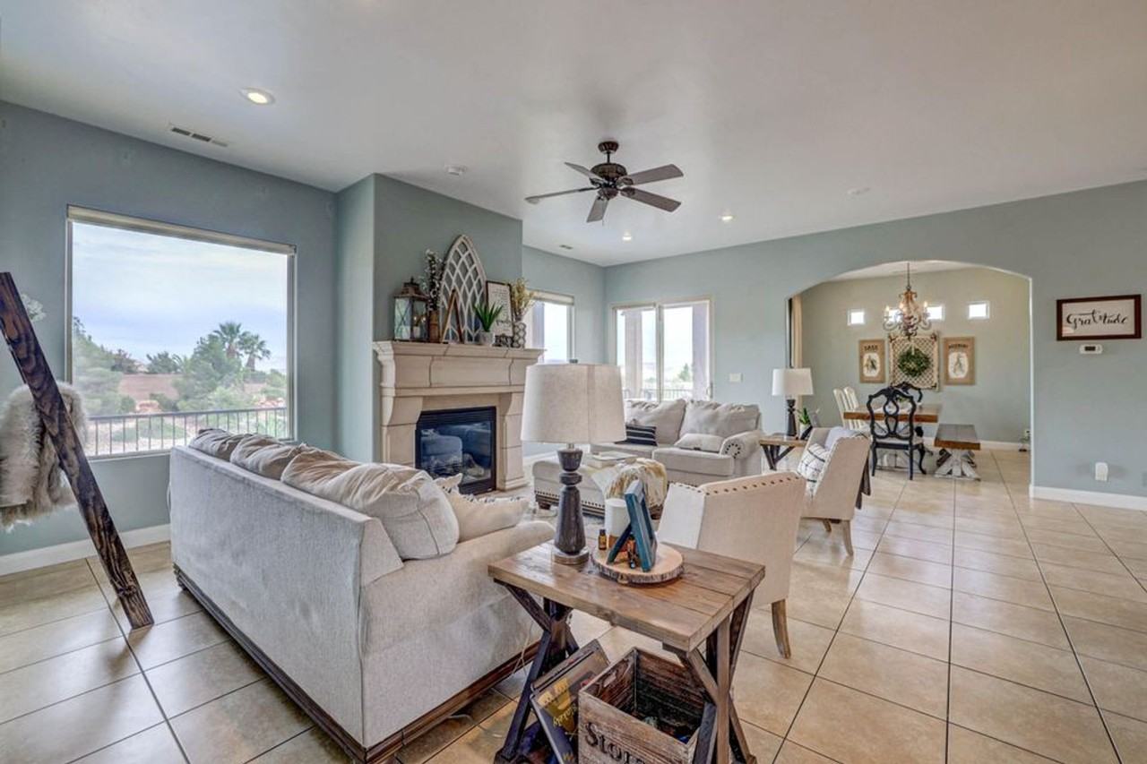 1163 Sunrise Cir - Photo 5 of 50