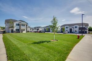 featured image of 5203 Osgood Ln #202