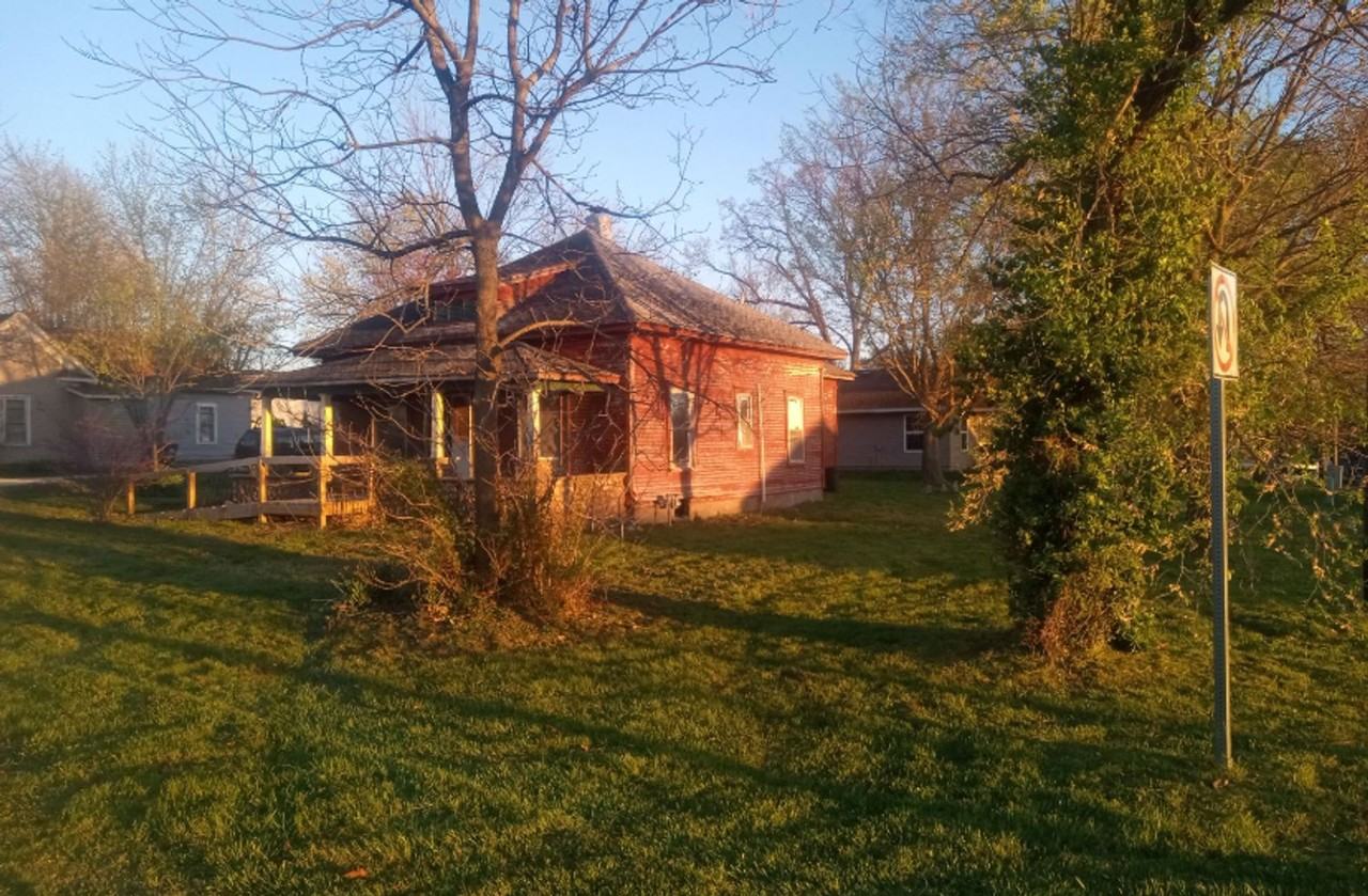 151 E Main St - Photo 2 of 16