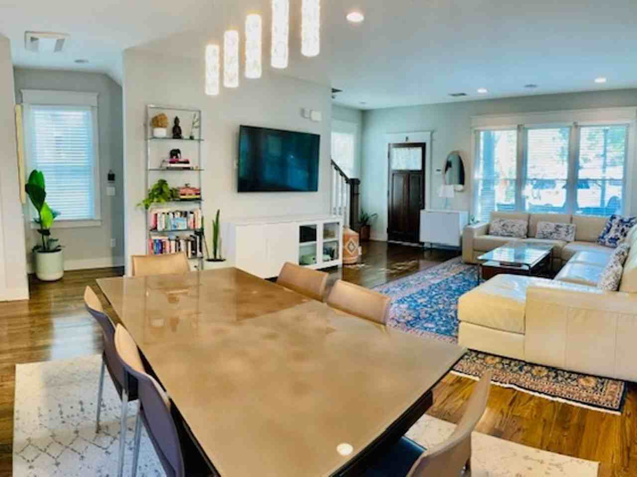 619 Chesterfield Way - Photo 3 of 18