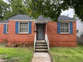 featured image of 2110 Windsor Ave