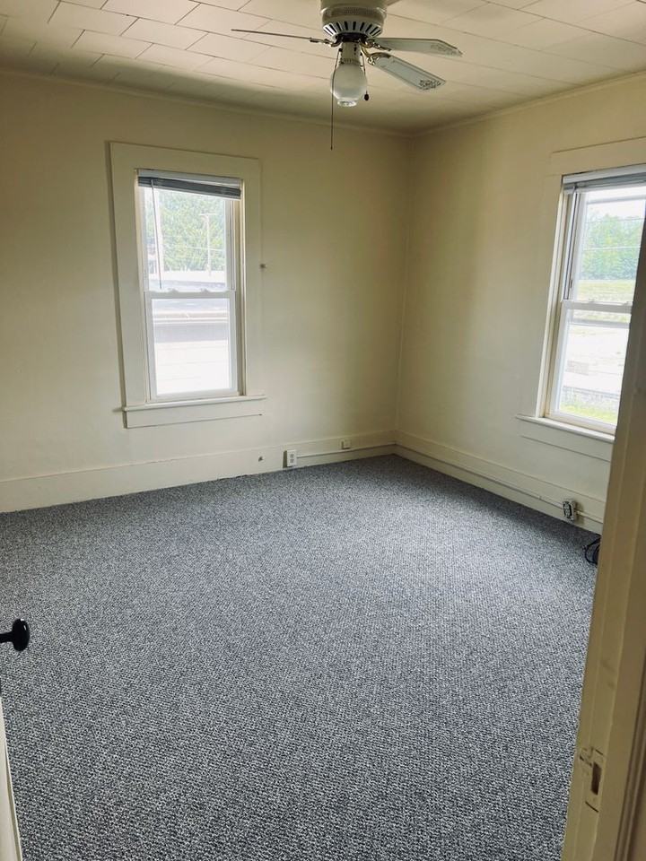 5 Stewart Ave - Photo 6 of 9