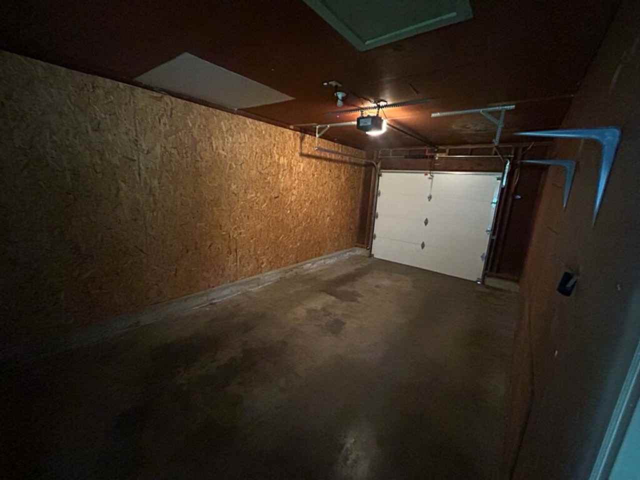 2317 Se 22nd St - Photo 2 of 11