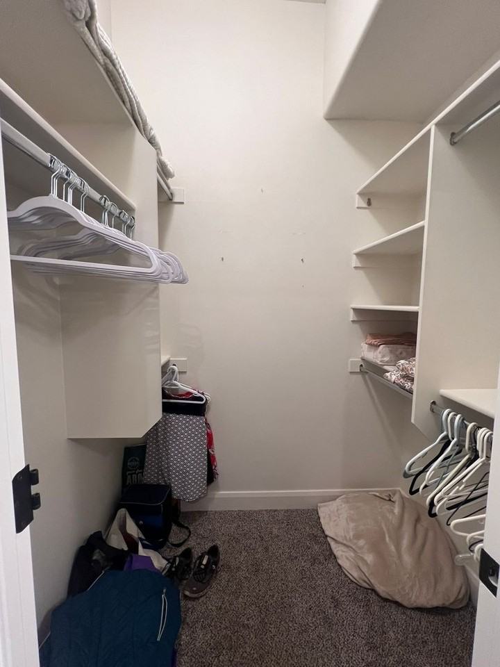 2573 W 260 N - Photo 4 of 18