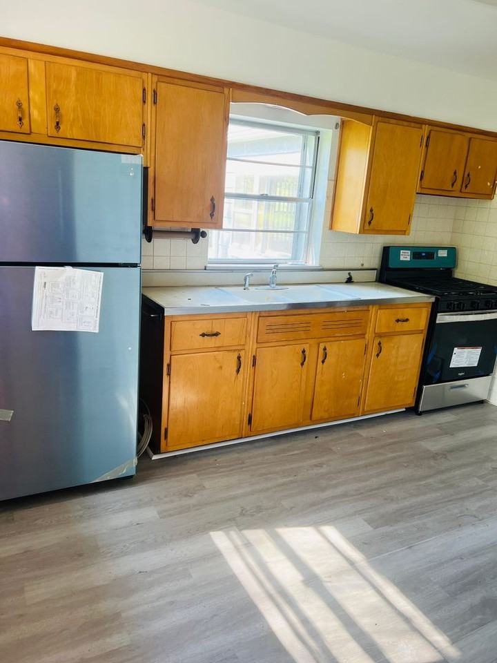 366 Dutch Ln - Photo 3 of 8