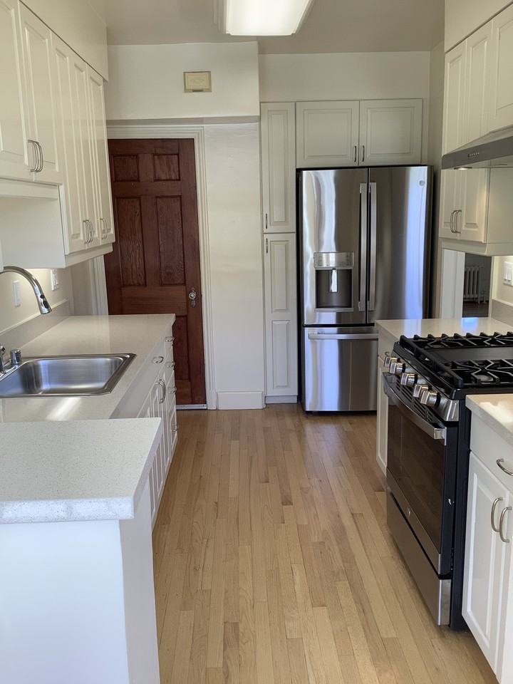 1275 Ruckman Avenue #B - Photo 2 of 11