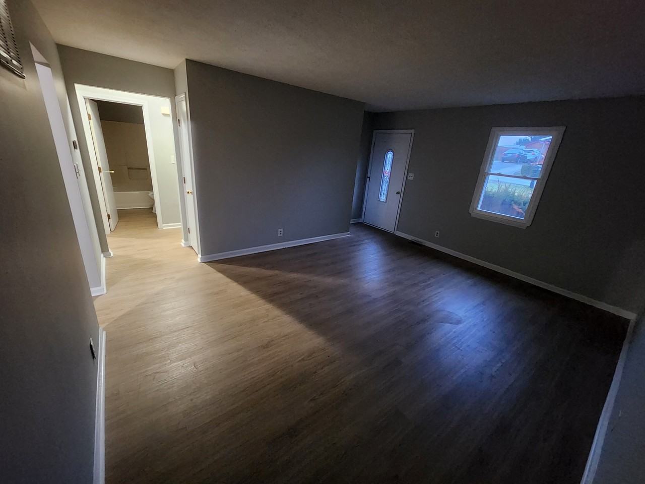 207 B Poplar - Photo 2 of 8