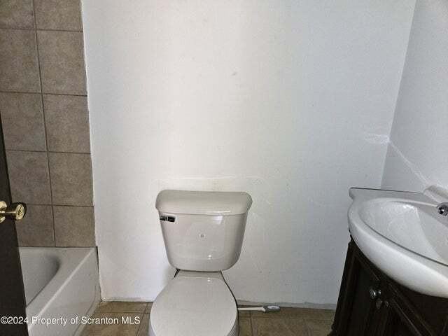 1411 Monsey Avenue - Photo 3 of 8