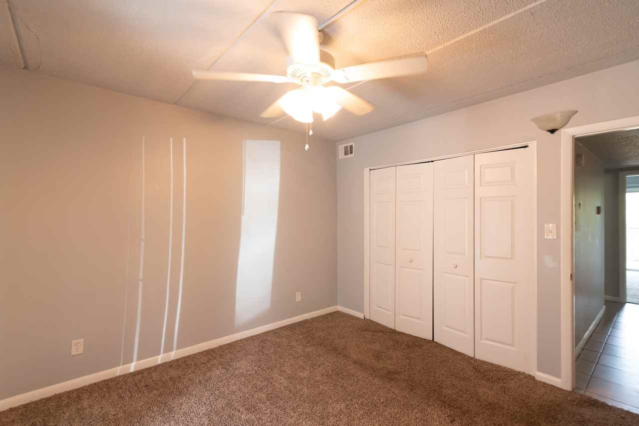 830 East Park Avenue - Photo 4 of 38