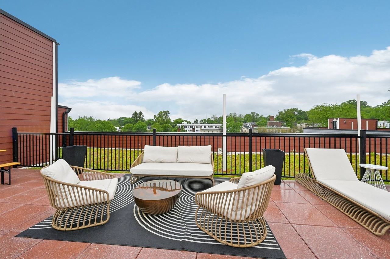 Bickham's Lane - Photo 7 of 50