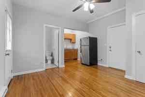 featured image of 1456 W Fargo Ave