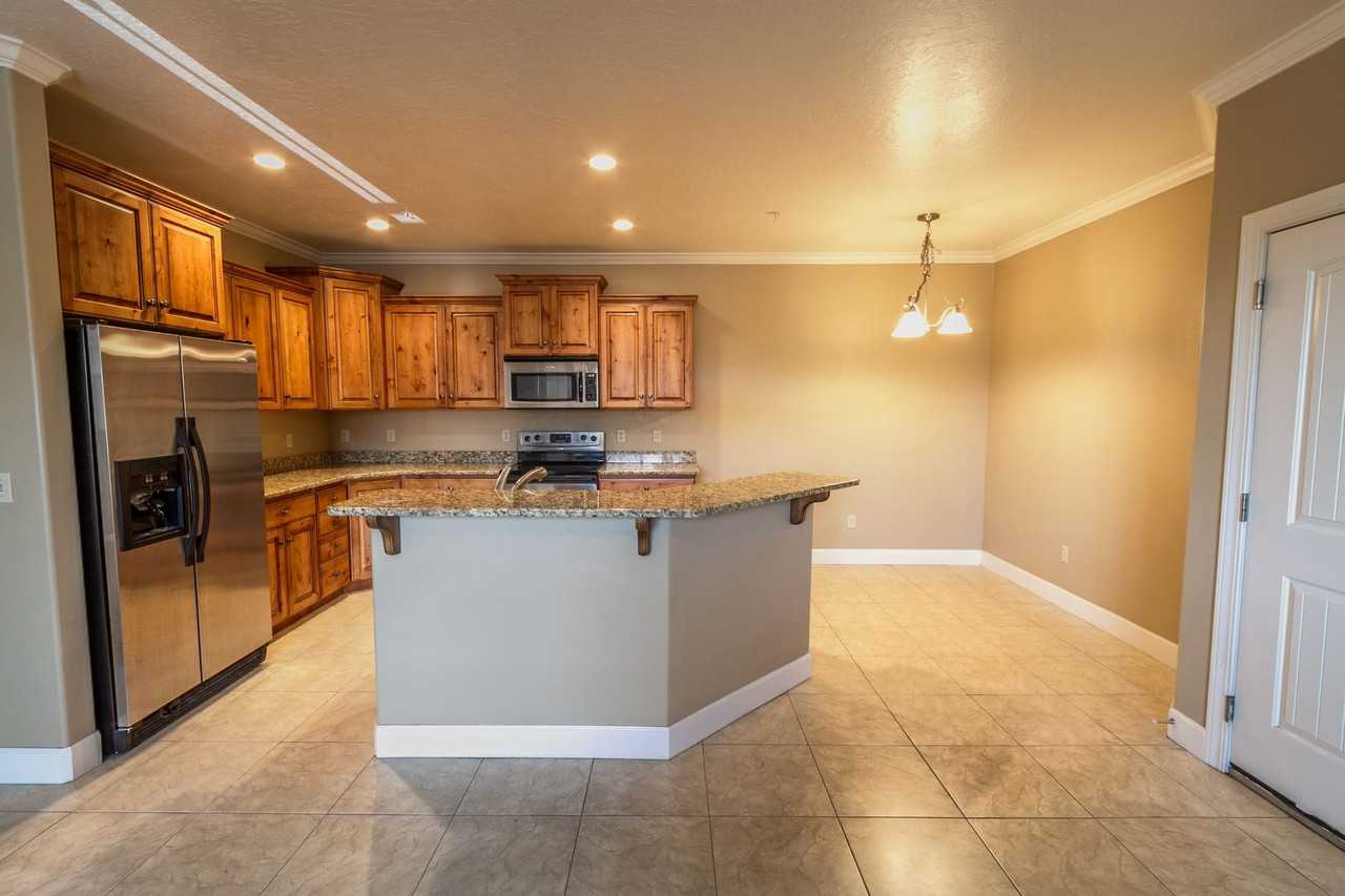 Florence Village - Building 10 - Photo 5 of 14