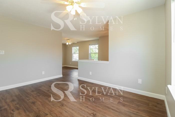 811 202nd St - Photo 3 of 16
