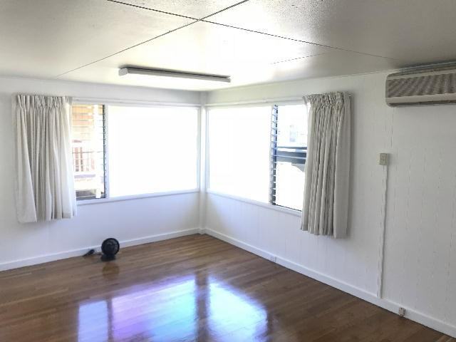 1523 Oliver St - Photo 2 of 8