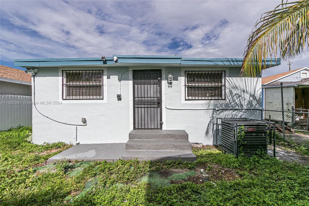 NW 51st St & NW 23rd Ave - Photo 2 of 19