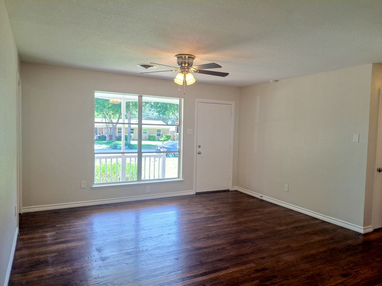 59042 William Brewster Dr - Photo 2 of 27