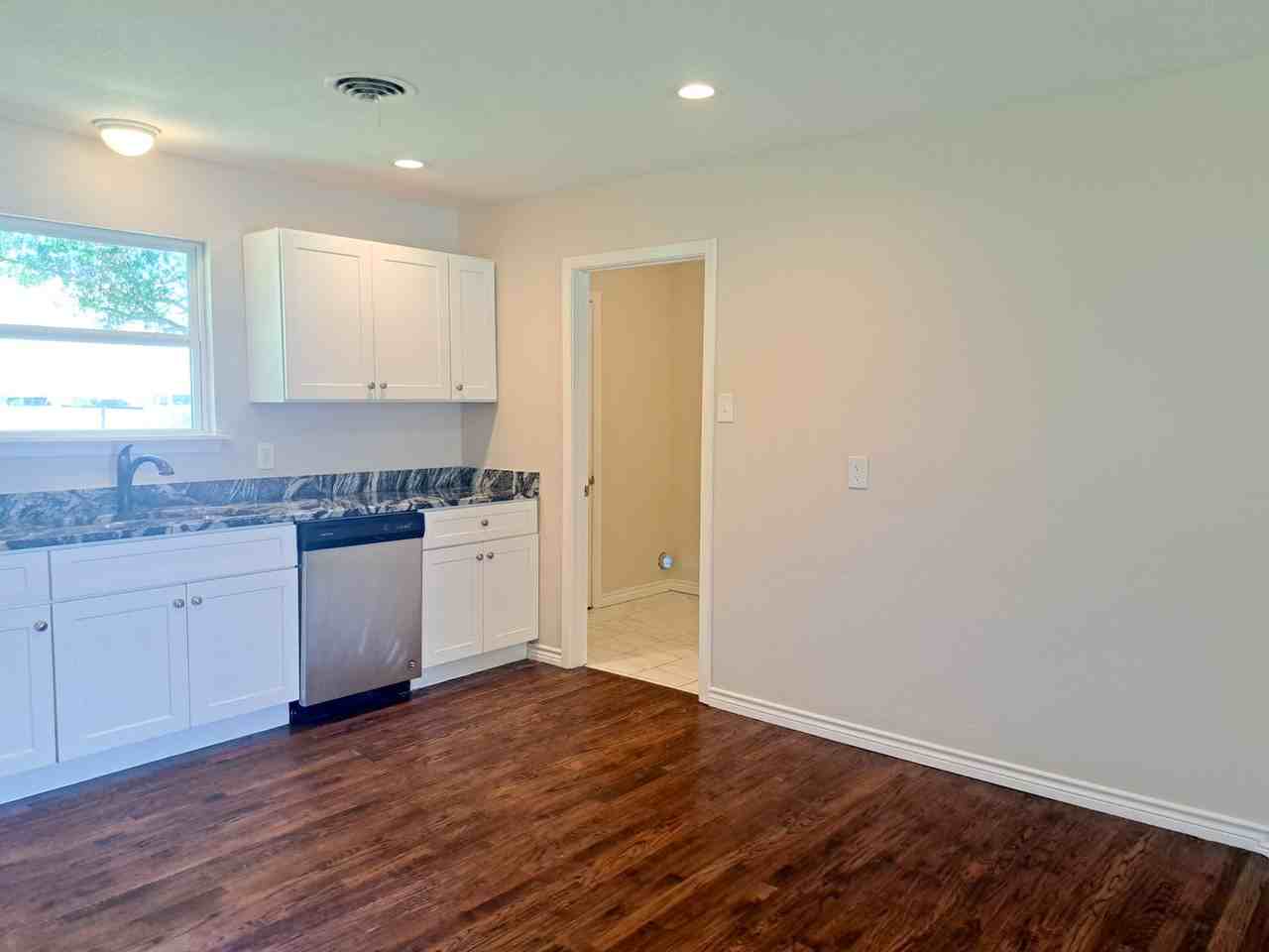 59042 William Brewster Dr - Photo 6 of 27