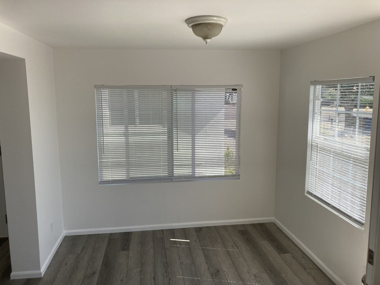 549 W Wickenburg Way #6 - Photo 5 of 16