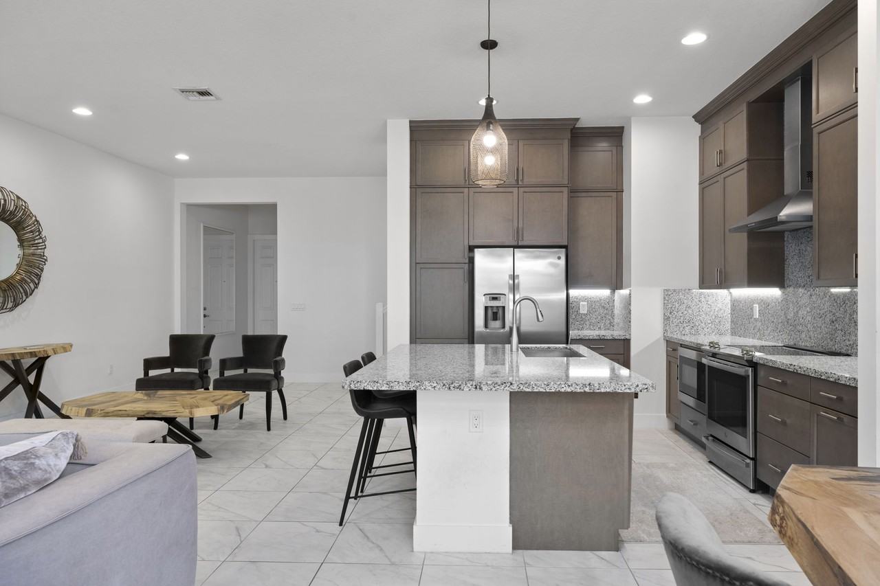 4925 Pointe Midtown Way #NA - Photo 3 of 20