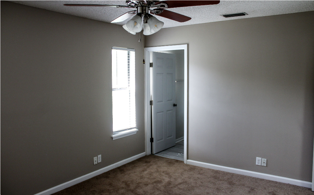 501 Westgate Cir #NA - Photo 5 of 13