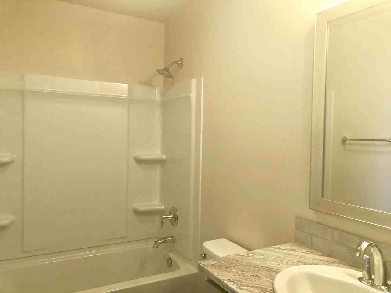 10511 Valencia Ave - Photo 4 of 7