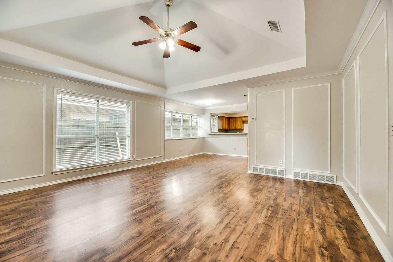 6108 Paradise Dr - Photo 5 of 37