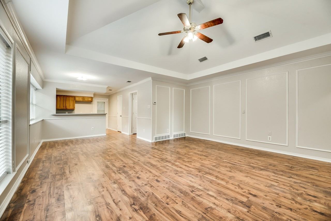 6108 Paradise Dr - Photo 6 of 37