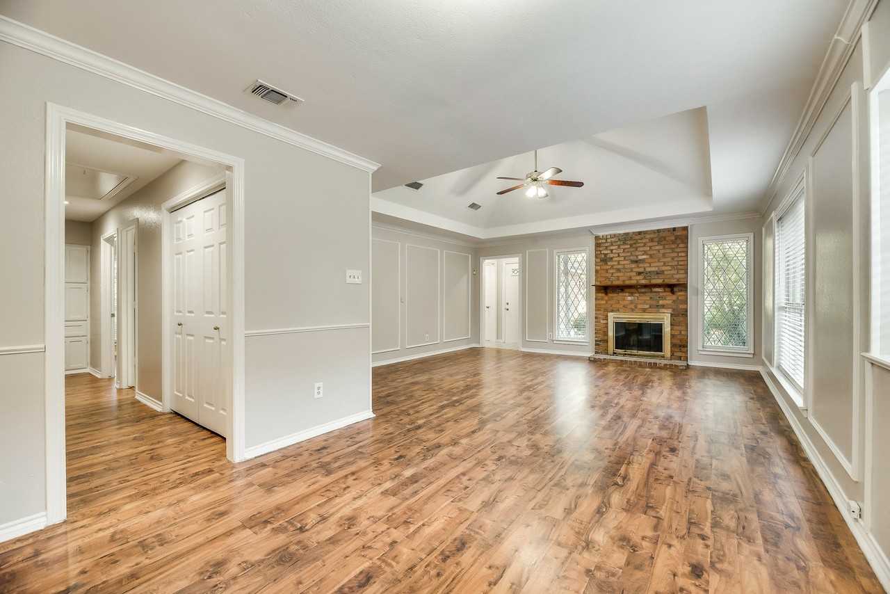6108 Paradise Dr - Photo 7 of 37